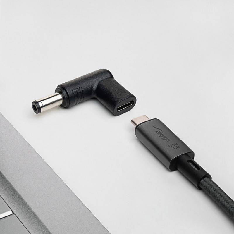 Wtyczka do zasilacza uniwersalnego Akyga AK-ND-C02 USB-C / 5.5