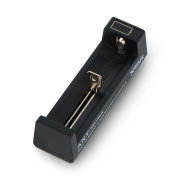 Nabíječka baterií 18650 - XTAR MC1 +
