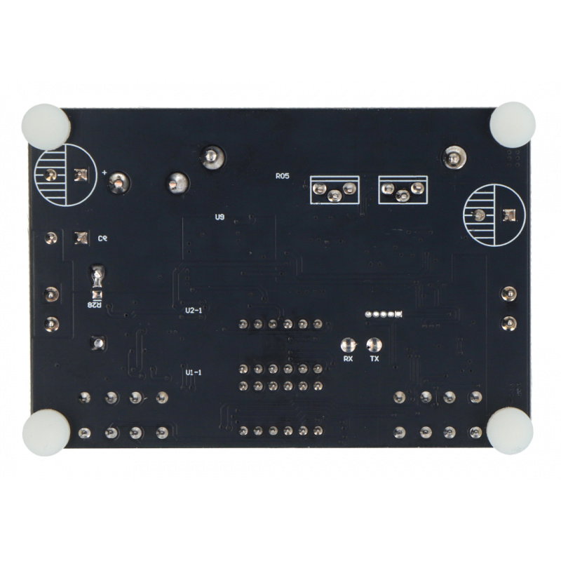 Voltage converter