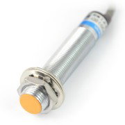 Indukční senzor přiblížení LJ12A3-2-Z/CY 2mm 6-36V