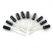 Elektrolytický kondenzátor 4,7uF / 50V 5x11mm 105C THT - 10ks.
