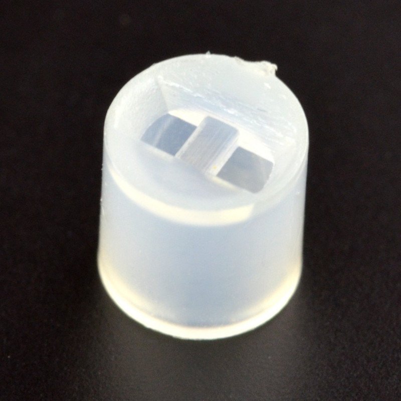 Distanční objímka pro LED diody - výška 5 mm - 10 ks.