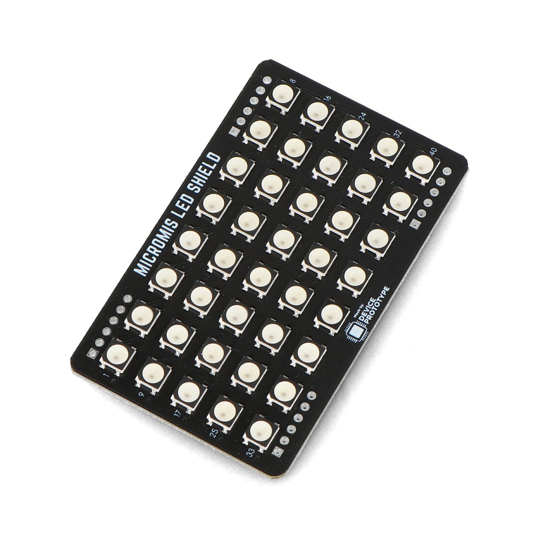 Černý maticový modul MicroMis LED leží na bílém pozadí.