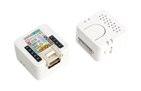 Miniaturní modul M5Atom je vybaven GPIO konektory a konektorem Grove, který umožňuje připojení dalších senzorů a rozšiřujících modulů.